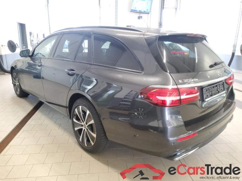 Mercedes-Benz E -Klasse T-Modell (BM 213)(06.2016->) DE - Kb5 E 300 de EU6d, T de Avantgarde 4Matic (EURO 6d), (Facelift) 2020 - 2023 #4