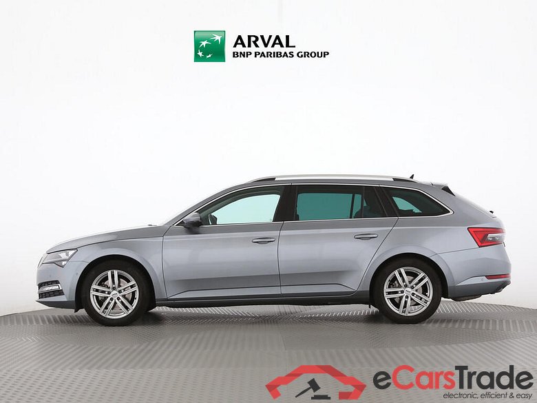 Skoda Superb Combi Skoda Superb 2.0 TSI Style DSG 5d #2