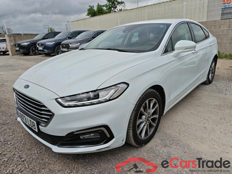 Ford 2.0 TDCi 110kW (150CV) Titanium 235 FORD Mondeo / 2014 / 5P / berlina con portón 2.0 TDCi 110kW (150CV) Titanium 235
