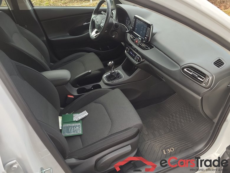 Hyundai  i30  cw (PD)(2017->) i30 kom.1.6CRDi 115 Smart #6