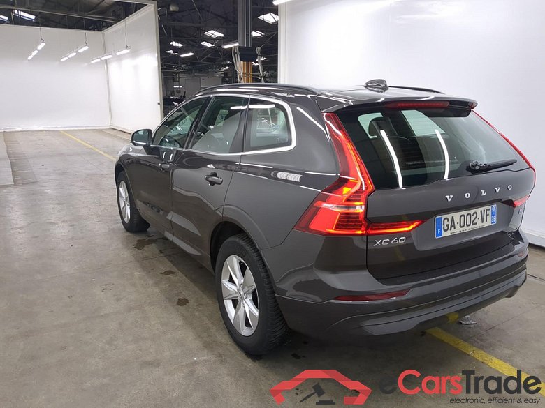 Volvo B4 AWD 197 Geartro Momentum Business VOLVO XC60 / 2021 / 5P / SUV B4 AWD 197 Geartro Momentum Business #2