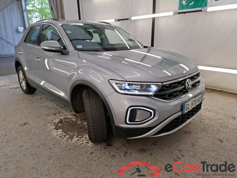Volkswagen  VOLKSWAGEN T-Roc / 2021 / 5P / SUV 1.5 TSI 150 EVO LIFE PLUS DSG7 #4