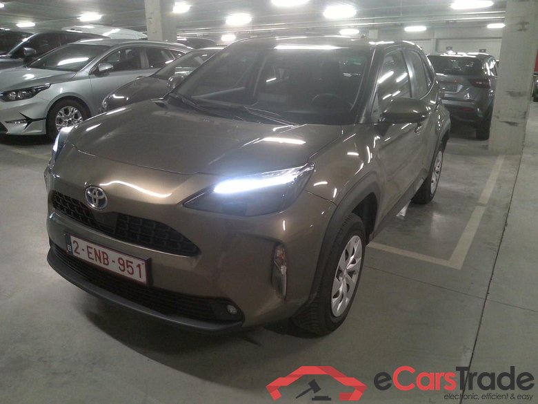 Yaris Cross 1,5 HEV 2WD Dynamic #1