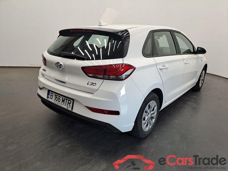 Hyundai  I30 MTR 1.5 110CP Comfort #2