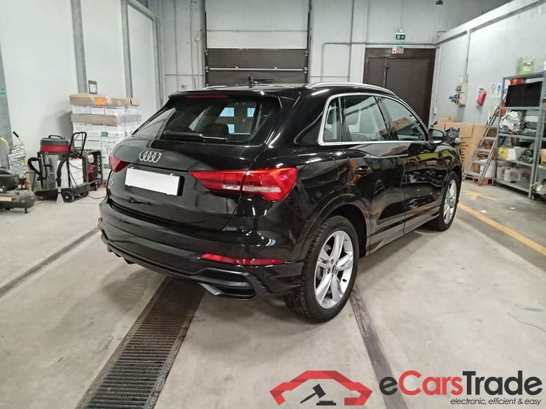 Audi 92 AUDI Q3 / 2018 / 5P / SUV 35 TDI S TRONIC S LINE EDITION #2