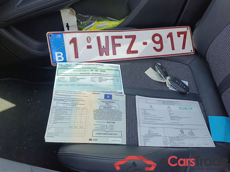 Peugeot 5008 1.5 BlueHDi 96kW S&S EAT8 Allure 5d !!Technical issue!! #4