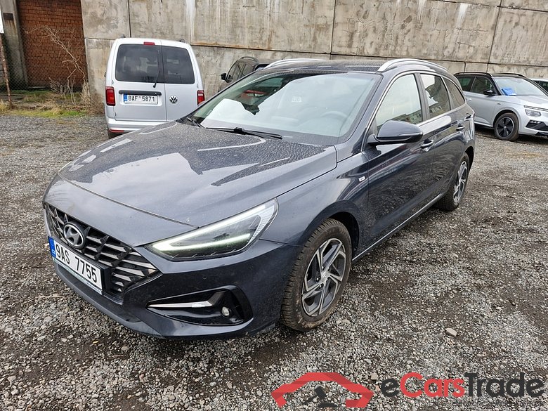 Hyundai  i30  cw (PD)(2017->) i30 kom.1.5T-GDI Smart AT 5d #1