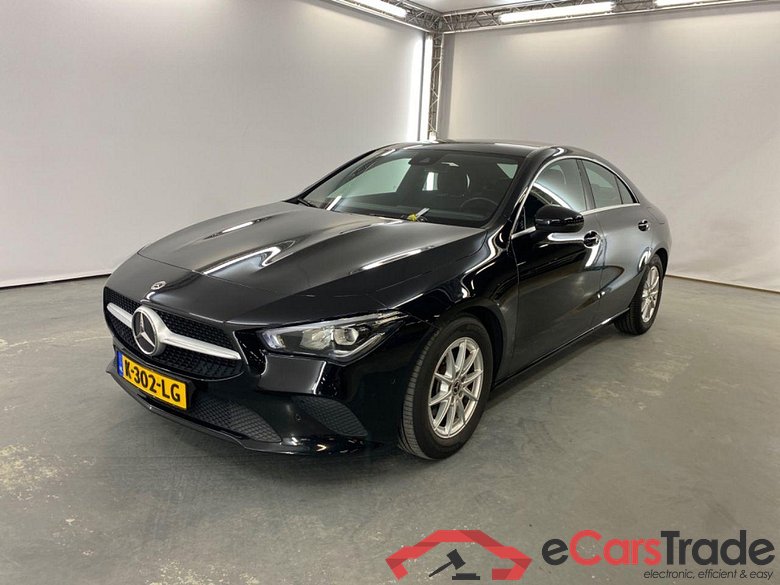 MERCEDES-BENZ CLA-Klasse 180 Business Solution