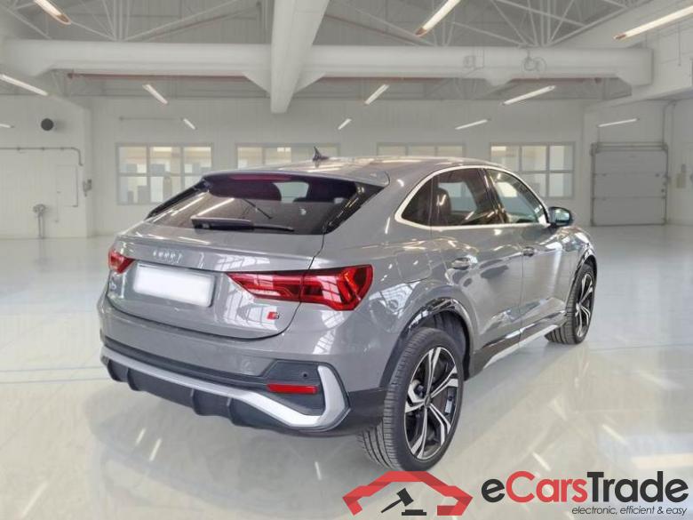 Audi 34 AUDI Q3 SPORTBACK / 2019 / 5P / SUV 45 TFSI E S TRONIC S LINE EDITION #2