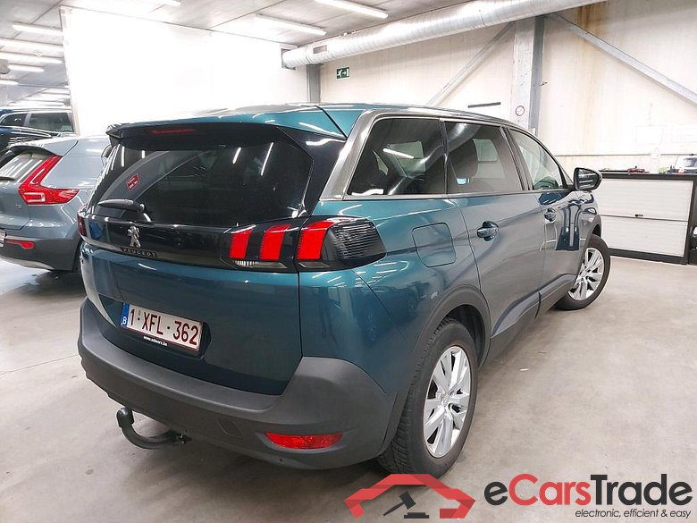 PEUGEOT - PEU 5008 BlueHDi 130PK EAT8 Active With Heated Seats & Connect & DAB #2