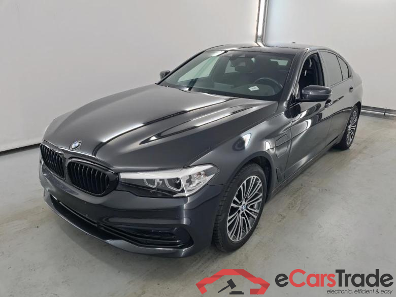 BMW 5-serie 2.0 530E 170KW AUTO Business Sport Line Comfort Plus DAB