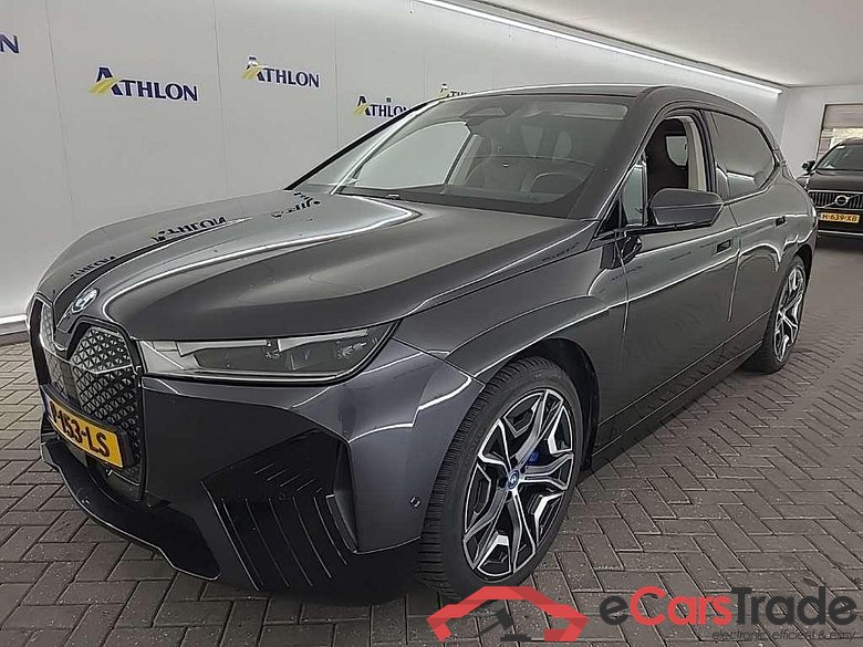 BMW iX xDrive40 5D 240kW #1