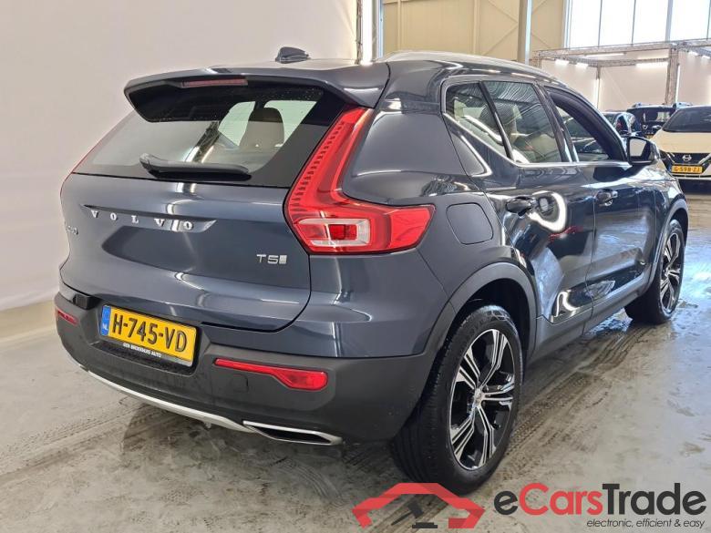Volvo XC40 '17 Volvo XC40 T5 Twin Engine Geartronic Inscription 5d #2
