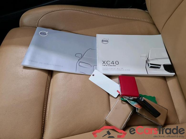 Volvo XC40 '17 Volvo XC40 T5 Twin Engine Geartronic Inscription 5d #4