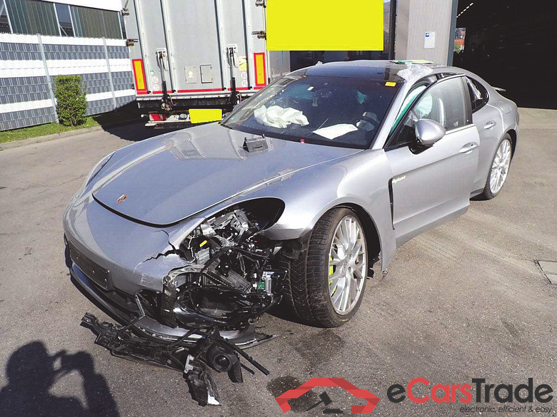 Porsche 4 S E-Hybrid Panamera