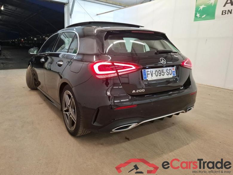 Mercedes A 200 AMG Line 7G-DCT MERCEDES-BENZ Classe A Compact / 2018 / 5P / Berline A 200 AMG Line 7G-DCT #2