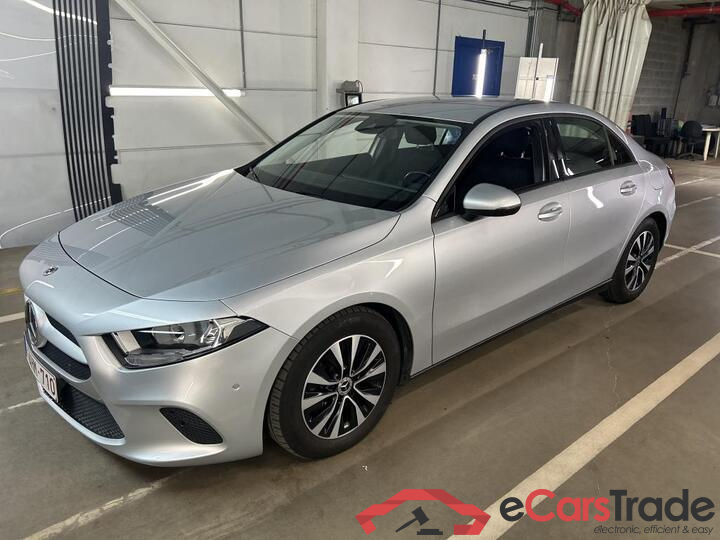 Mercedes A-Klasse Limousine A-Klasse Limousine A 200d Business Solution 110kW/150pk  4D/P Auto-8