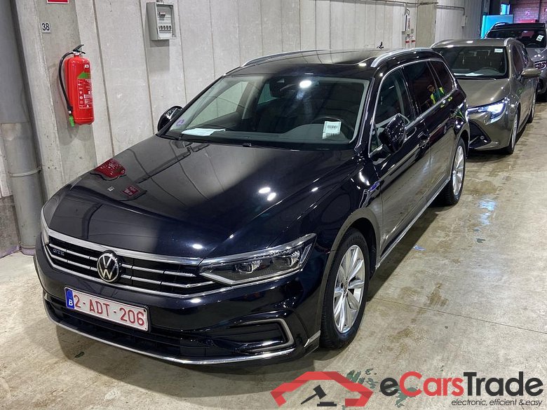VOLKSWAGEN PASSAT VARIANT GTE - 2020 1.4 TSI PHEV GTE Business DSG #1