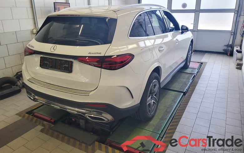 Mercedes-Benz GLC -Klasse (BM 254)(06.2022->) DE - SUV5 GLC 300 e EU6d, AMG Line 4Matic (EURO 6d), 2022 - 2024 #3