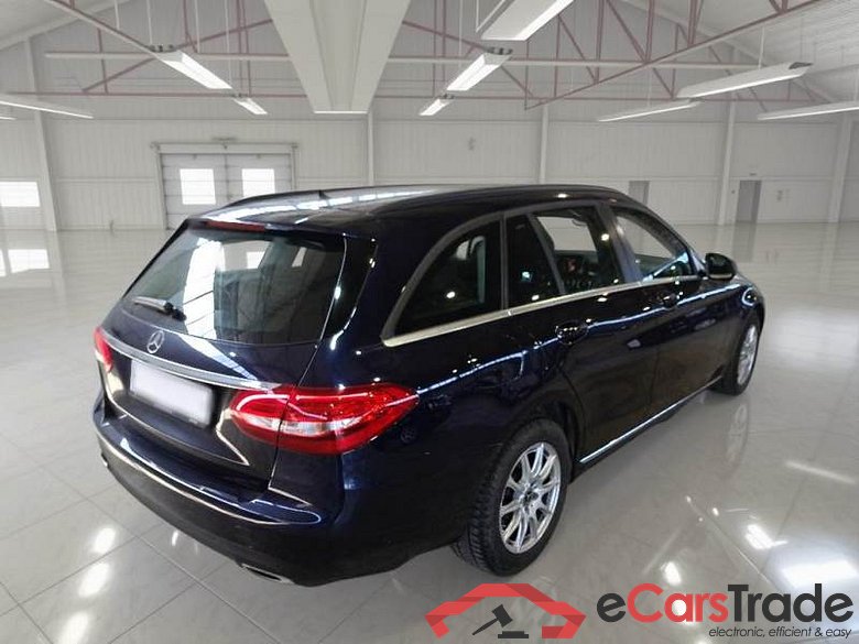Mercedes 182 MERCEDES-BENZ CLASSE C / 2018 / 5P / STATION WAGON C180 D BUSINESS AUTO SW #2