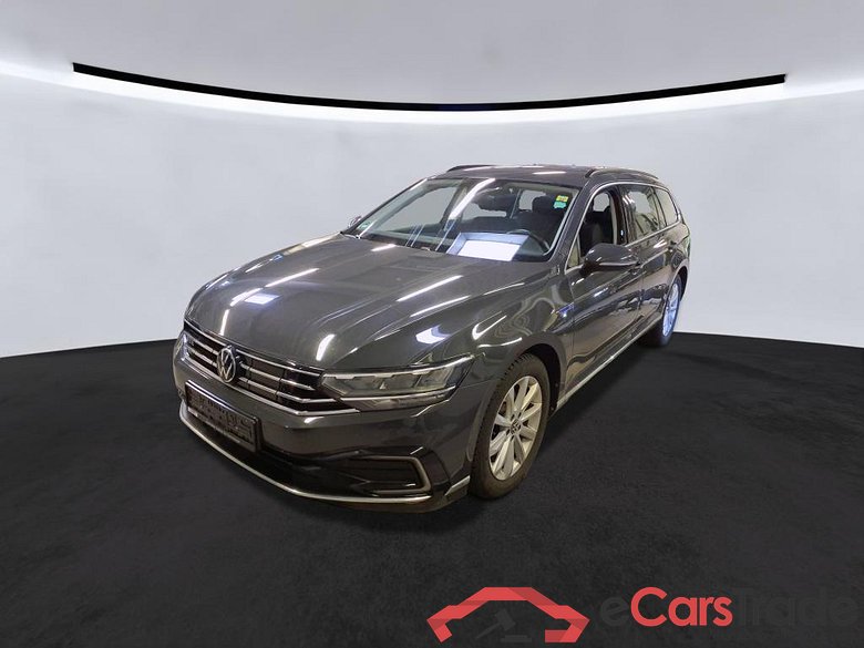 Vw GTE Passat Variant #1