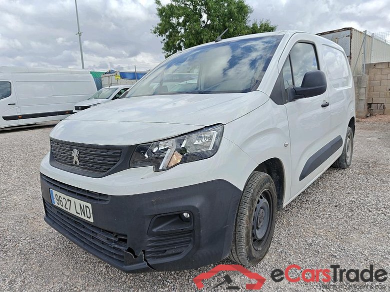 Peugeot Pro Standard 600kg BlueHDi 73kW (AC) PEUGEOT Partner / 2018 / 3P / furgón derivado de turismo Pro Standard 600kg BlueHDi 73kW (AC)