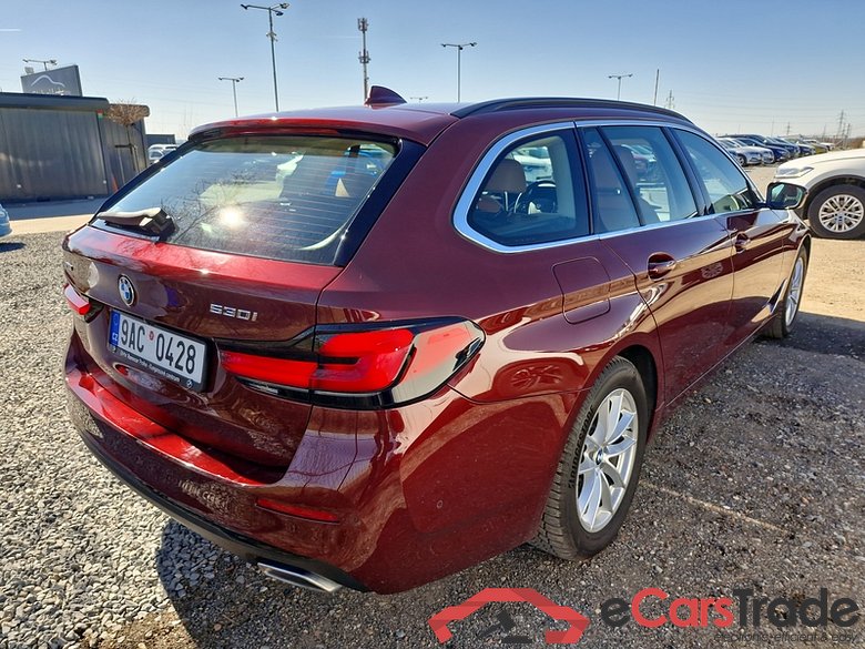 BMW  Serie 5 Touring  (G31) (2017) 530i Touring xDrive AT 5d #2