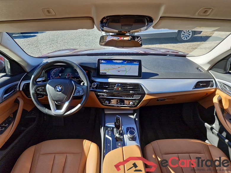 BMW  Serie 5 Touring  (G31) (2017) 530i Touring xDrive AT 5d #5