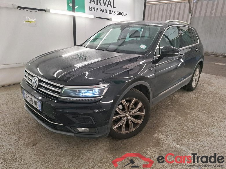Volkswagen 2.0 TDI 150 BMV6 Carat VOLKSWAGEN Tiguan / 2016 / 5P / SUV 2.0 TDI 150 BMV6 Carat