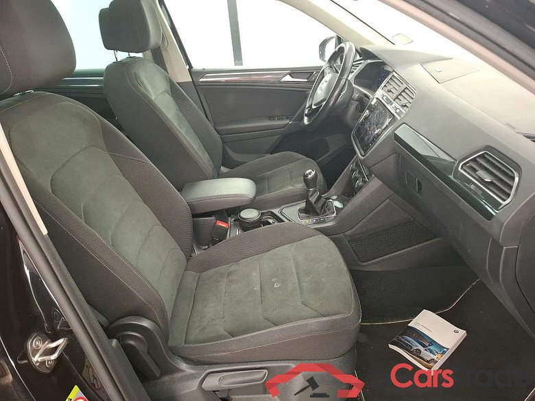 Volkswagen 2.0 TDI 150 BMV6 Carat VOLKSWAGEN Tiguan / 2016 / 5P / SUV 2.0 TDI 150 BMV6 Carat #6