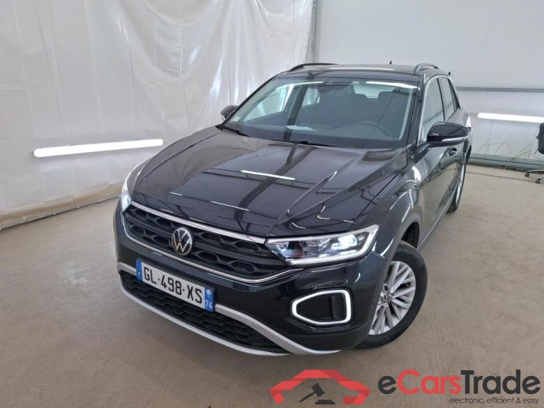Volkswagen  VOLKSWAGEN T-Roc / 2021 / 5P / SUV 1.5 TSI 150 EVO LIFE PLUS DSG7 #1