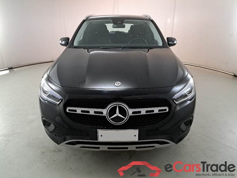 Mercedes 33 MERCEDES-BENZ GLA / 2020 / 5P / CROSSOVER GLA 180 D AUTOMATIC BUSINESS EXTRA #6