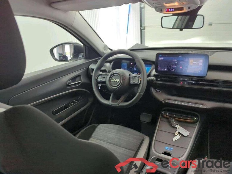 Jeep Avenger Longitude 54kWh #3