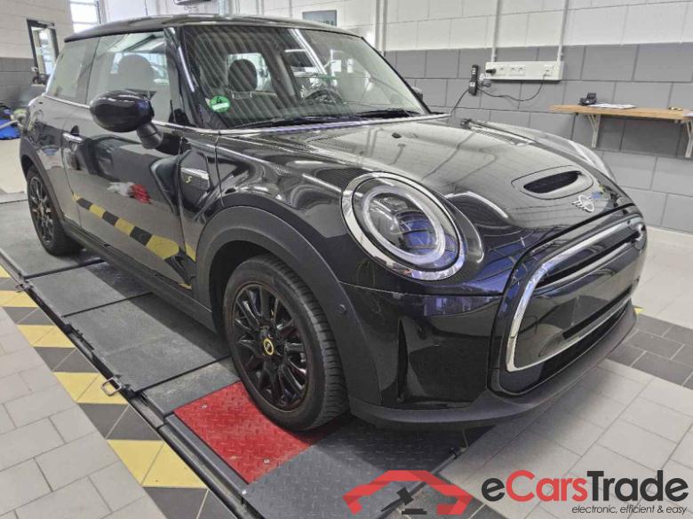 MINI Mini 3-trg. (F56)(2013->) DE - LimS3 SE, Cooper SE Classic Trim, (Facelift 2) 2021 - 2024 #2