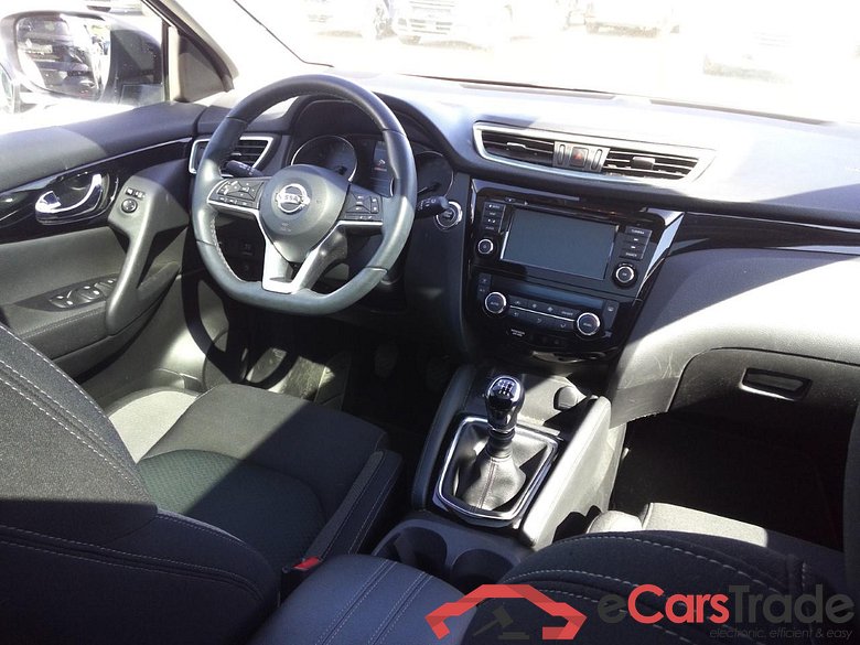 Nissan DIG-T 103 kW (140 CV) E6D N-CONNECTA NISSAN QASHQAI / 2017 / 5P / todoterreno DIG-T 103 kW (140 CV) E6D N-CONNECTA #3