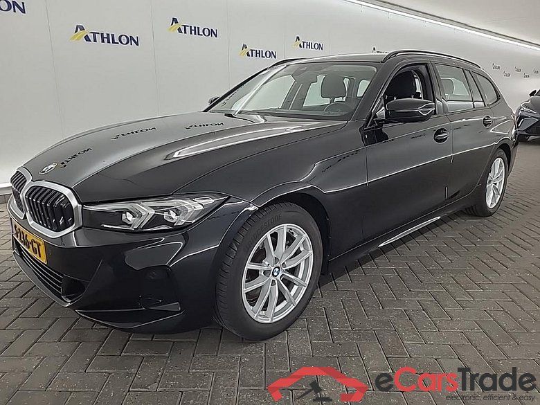 BMW 3-serie Touring 318iA 5D 115kW #1