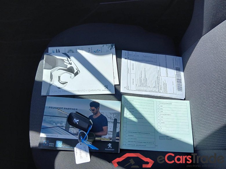 Peugeot Pro Standard 600kg BlueHDi 73kW (AC) PEUGEOT Partner / 2018 / 3P / furgón derivado de turismo Pro Standard 600kg BlueHDi 73kW (AC) #5
