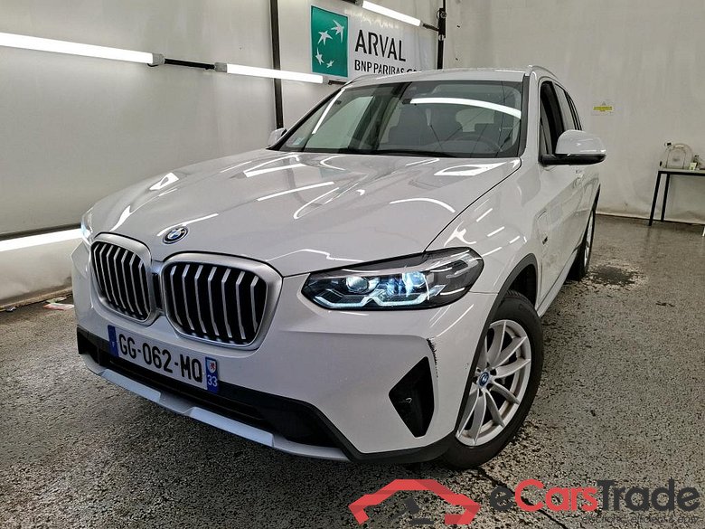 BMW xDrive30e 292ch Business Design BVA8 X3 / 2021 / 5P / SUV xDrive30e 292ch Business Design BVA8