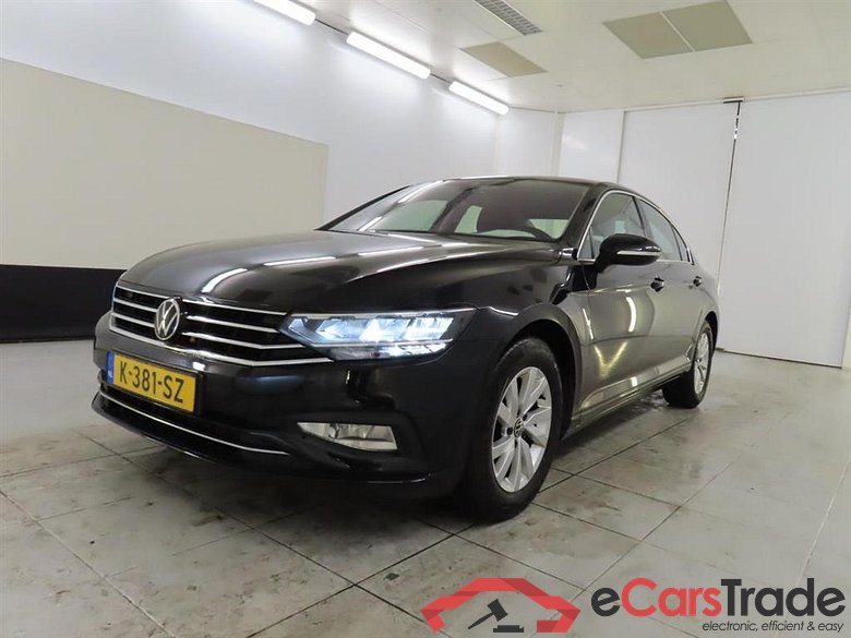 VOLKSWAGEN PASSAT 2.0 TDI Business #1