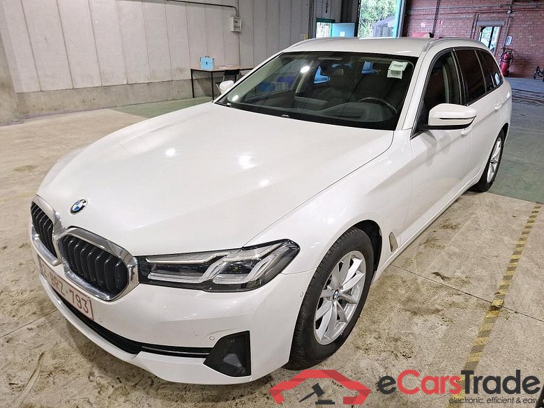 BMW 5 SERIES TOURING 3.0 530D XDRIVE AUTO TOURING #1