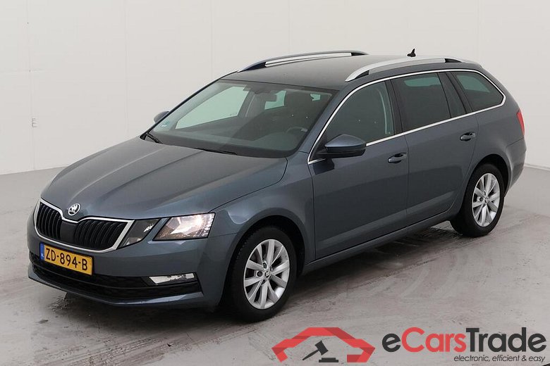 SKODA Octavia Combi 85 kW #1