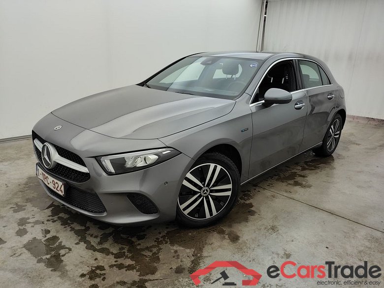 Mercedes-Benz A-Klasse A 250 e 5d #1