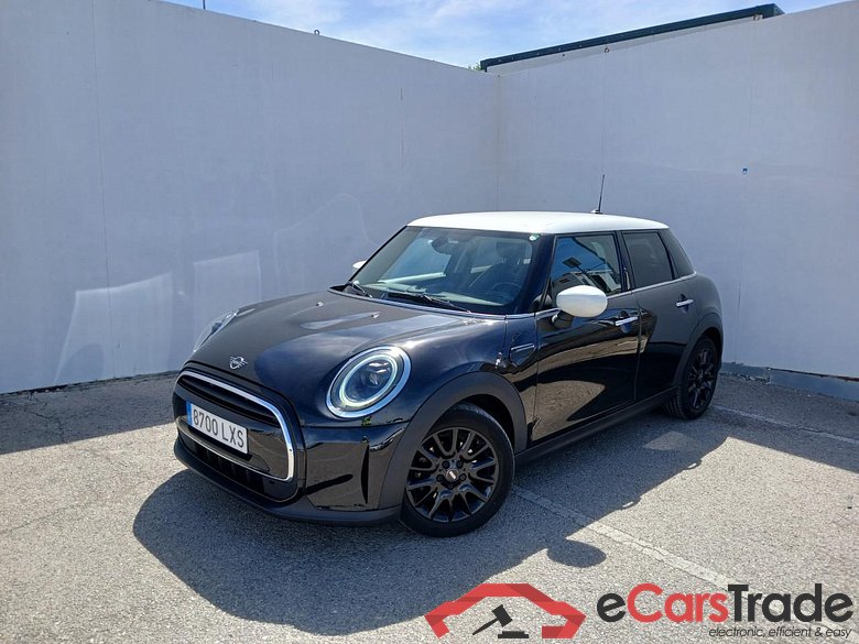 Mini COOPER CORPORATE 5 PUERTAS(SP) Mini 5p Cooper 1.5 135CV AT7 E6d #1