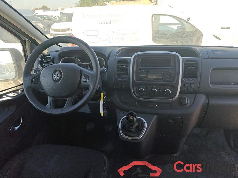 Renault Furgón 27 L1H1 Energy BluedCi 88 kW RENAULT Trafic / 2019 / 4P / furgón Furgón 27 L1H1 Energy BluedCi 88 kW #3