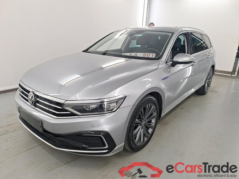 VOLKSWAGEN PASSAT VARIANT GTE - 2020 1.4 TSI PHEV GTE Business DSG Design & Comfort Easy Open
