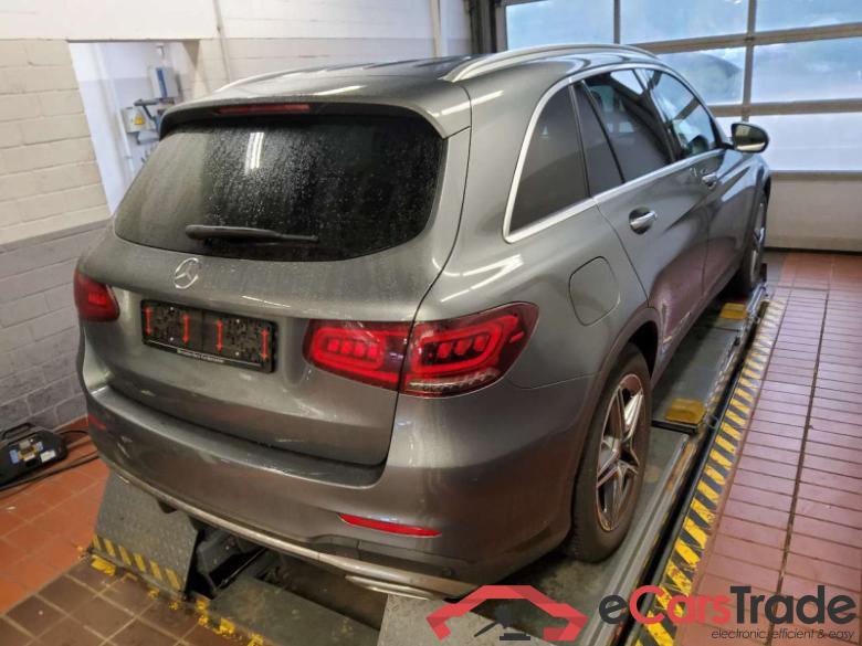 Mercedes-Benz GLC -Klasse (BM 253)(06.2015->) DE - SUV5 GLC 200 EU6d, AMG Line 4Matic (EURO 6d), (Facelift) 2020 - 2022 #3