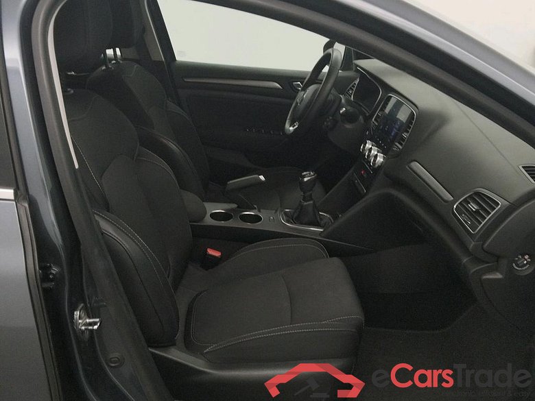 Renault S.T. Business Blue dCi 85 kW (115CV) Megane IV Grandtour Business 1.5 dCi 115CV E6dT #6