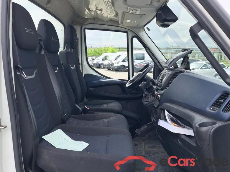 Iveco 35C 18H A8 3750 IVECO Daily / 2019 / 2P / chasis cabina 35C 18H A8 3750 #6