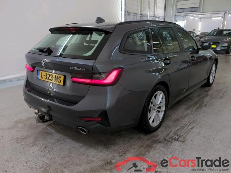 BMW 3 Serie T '18 BMW 3 Serie Touring 330e 5d #2