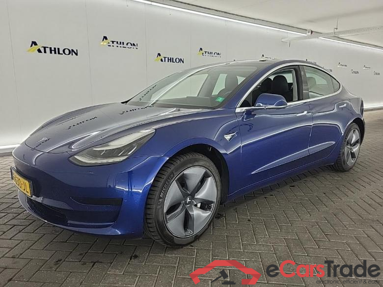 Tesla Model 3 Standard Range Plus RWD 4D 225kW